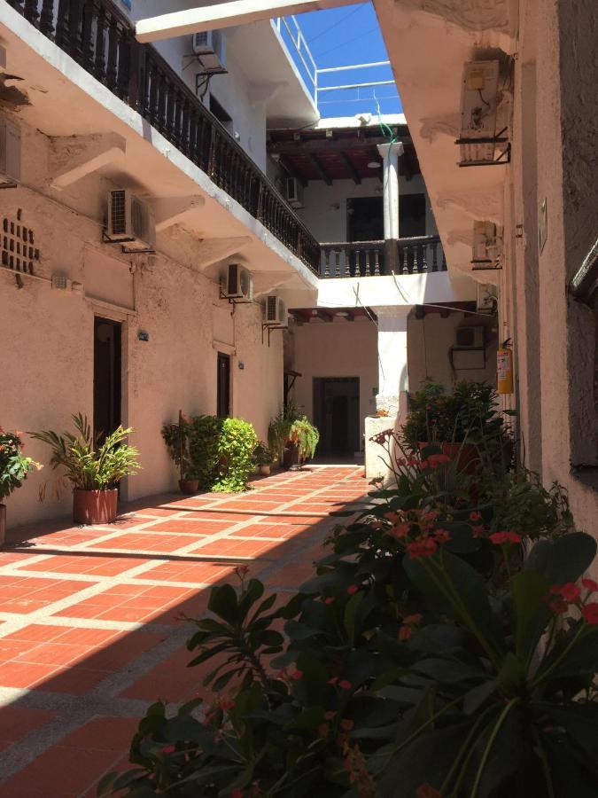 Hotel Andalucia Inn 圣玛尔塔 外观 照片