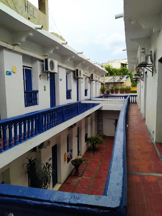 Hotel Andalucia Inn 圣玛尔塔 外观 照片